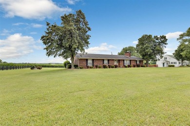 Family Farm Since 1910 - A Rare Opportunity with Endless - photo 2