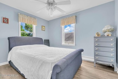 Welcome to this stunning, fully updated water view retreat in - photo 24
