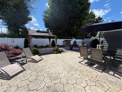 Stunning Turn-Key Colonial ideally located in Governor Francis - photo 11