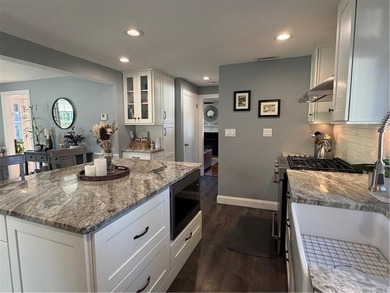 Stunning Turn-Key Colonial ideally located in Governor Francis - photo 18