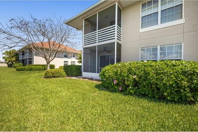 Beautifully updated and remodeled 1st floor condo in the - photo 21