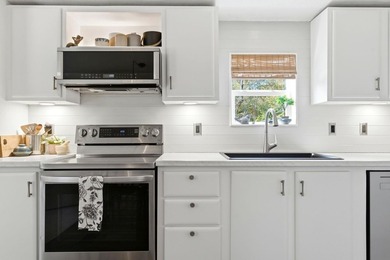 Your Private Wooded Retreat | Modern 3BR/2BA Manufactured home - photo 23