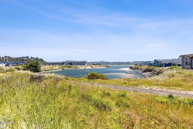 This spacious level lot is the perfect canvas to build the home - photo 7