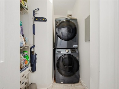 Outstanding value in a rapidly growing community. This bright - photo 12