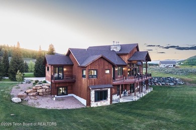 Welcome to the Kendall Valley in Cora, Wyoming. Ten acres with - photo 8