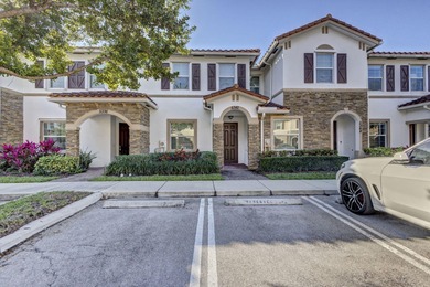 (private lake, pond, coastal) Townhome/Townhouse For Sale in West Palm Beach Florida