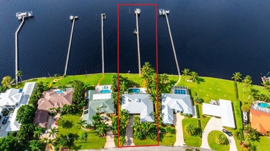 Stunning 4BR + den / 3BA Key West-style waterfront estate in - photo 11
