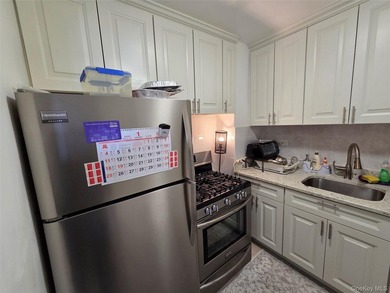 Renovated Kitchen, Large Living Rm/Din. Rm, Bedroom has a Huge - photo 2