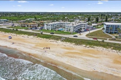 Welcome to easy coastal living just steps from the ocean! This - photo 13