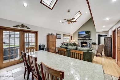Rare opportunity in The Hideout! This 7 bedroom, 3 bath home is - photo 6