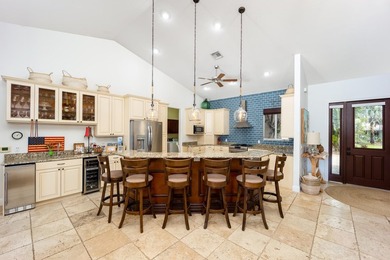 Stunning 4BR + den / 3BA Key West-style waterfront estate in - photo 19