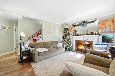 Warmth & Charm Abound In This Oversized Classic Brick Cape - photo 8