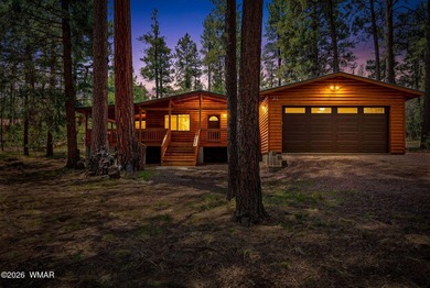 Nestled among the tall pines of Alpine, this charming mountain - photo 1