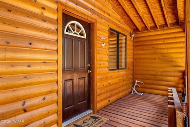 Nestled among the tall pines of Alpine, this charming mountain - photo 2