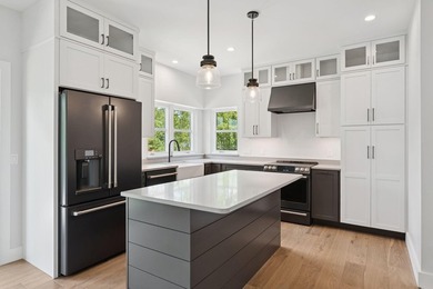 Experience the ease of single-level living in this thoughtfully - photo 4