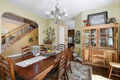 Here's your opportunity to own a luxury home on over 1,000 - photo 7