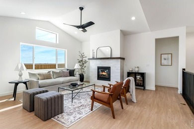 Located just minutes from Windsor Lake and downtown Windsor - photo 6