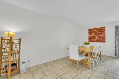 Move right in and start enjoying this beautifully maintained - photo 9
