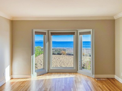 Spectacular Front Row 4 unit Apartment Building directly - photo 33