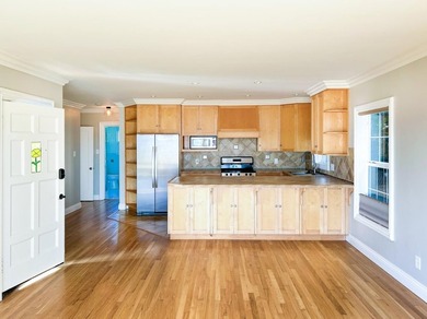 Spectacular Front Row 4 unit Apartment Building directly - photo 34