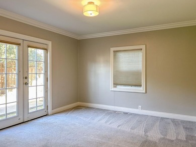 Spectacular Front Row 4 unit Apartment Building directly - photo 36