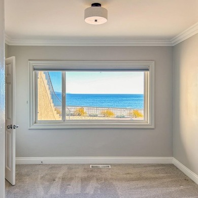 Spectacular Front Row 4 unit Apartment Building directly - photo 37