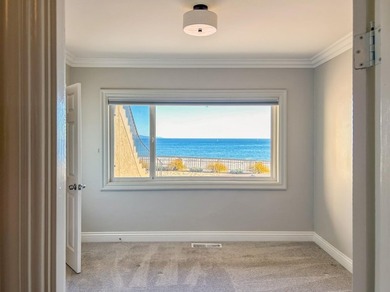 Spectacular Front Row 4 unit Apartment Building directly - photo 38