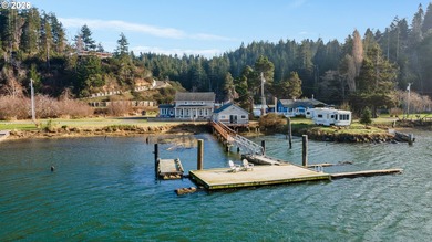 (private lake, pond, coastal) Townhome/Townhouse For Sale in Bandon Oregon