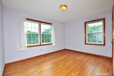 Incredibly rare opportunity to move into spacious end ranch unit - photo 11