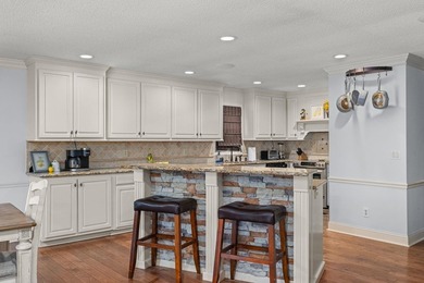 Seller is offering $5000 in concessions with acceptable offer!! - photo 12