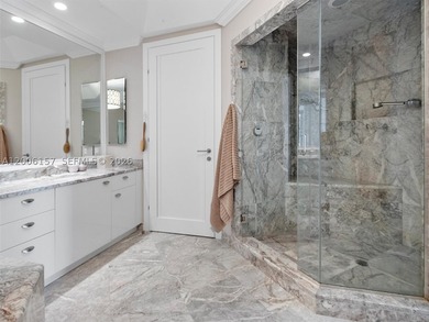 Welcome to Turnberry Ocean Colony, one of the most desirable and - photo 18