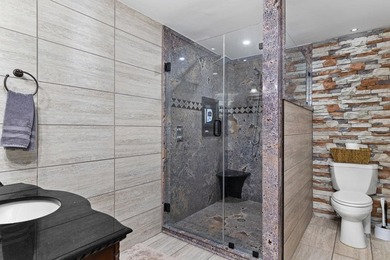 Seller is offering $5000 in concessions with acceptable offer!! - photo 19