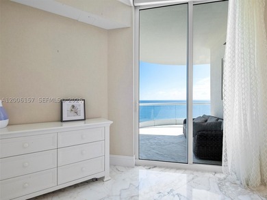 Welcome to Turnberry Ocean Colony, one of the most desirable and - photo 20