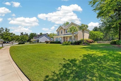 Welcome home to 471 Belmont Circle, located in the highly - photo 2