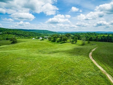 Unbelievable, historic farm in Sparta, Tennessee. Known as the - photo 23