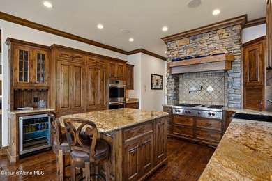 LUXURY LAKEVIEW LIVING IN PRESTIGIOUS BLACK ROCK. Perched above - photo 26
