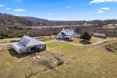 Unbelievable, historic farm in Sparta, Tennessee. Known as the - photo 27