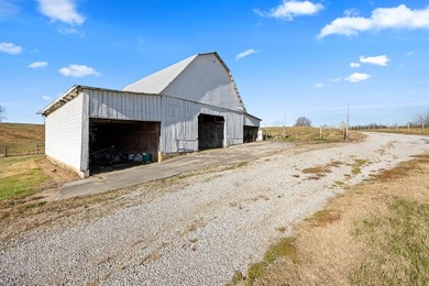 Unbelievable, historic farm in Sparta, Tennessee. Known as the - photo 29