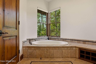 LUXURY LAKEVIEW LIVING IN PRESTIGIOUS BLACK ROCK. Perched above - photo 41