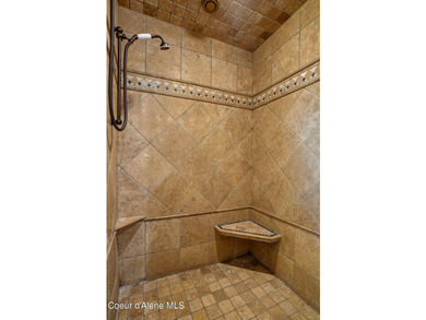 LUXURY LAKEVIEW LIVING IN PRESTIGIOUS BLACK ROCK. Perched above - photo 42