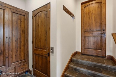 LUXURY LAKEVIEW LIVING IN PRESTIGIOUS BLACK ROCK. Perched above - photo 44