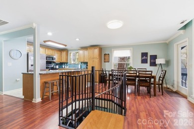 Discover an incredible Lake Tillery retreat with sweeping - photo 6