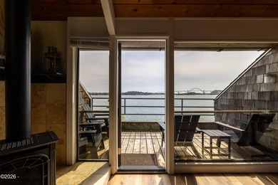 Yaquina Bay Water Front Condominium. 1 bedroom, 1 bath, Dinning - photo 8