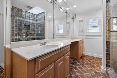 Wake up to the charm of Belleair living in this beautifully - photo 17