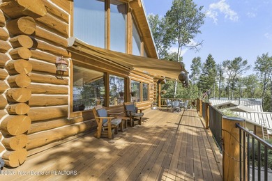 Well-positioned in the heart of Star Valley Ranch, this stunning - photo 2