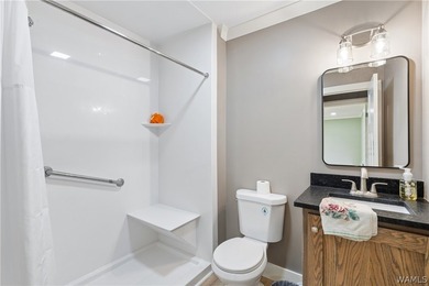 Beautifully renovated waterfront home on 1+/- acre overlooking - photo 25