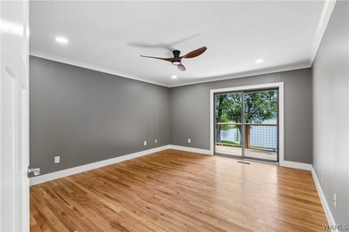 Beautifully renovated waterfront home on 1+/- acre overlooking - photo 28