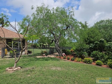 Wake up to breathtaking sunrises and serene golf course views - photo 29