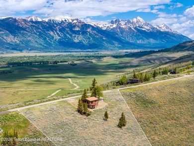 With 360-degree views of the entire Jackson Hole valley, this 3 - photo 2
