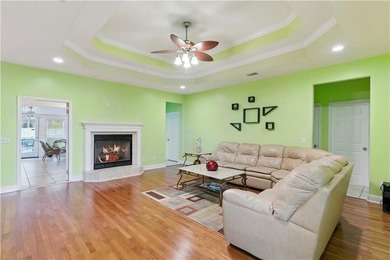 Spacious, beautifully maintained home with private wooded views - photo 7